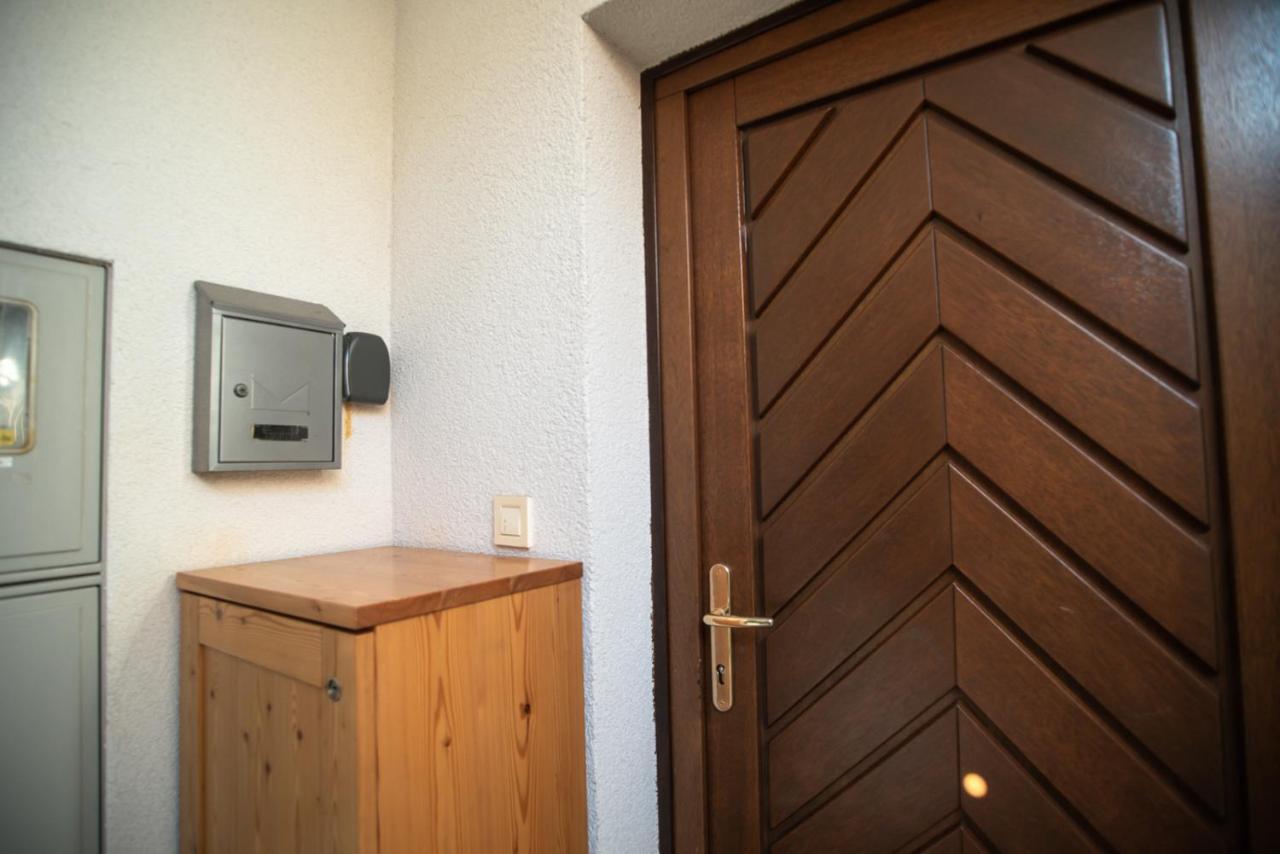 Pritlicni Apartma Hribovc Z Atrijem Kranjska Gora Εξωτερικό φωτογραφία