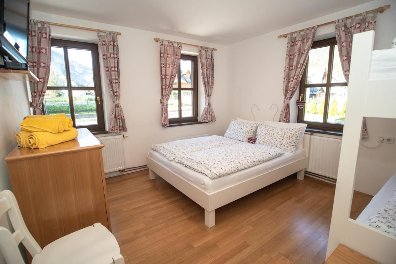 Pritlicni Apartma Hribovc Z Atrijem Kranjska Gora Εξωτερικό φωτογραφία
